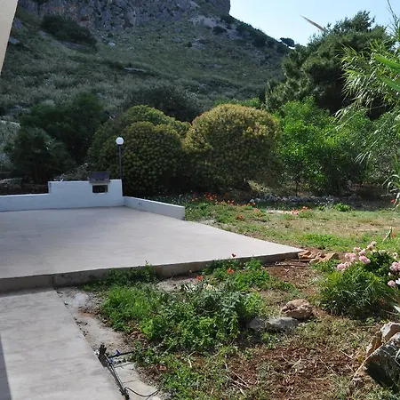 Blusanvito * サン・ヴィート・ロ・カーポ